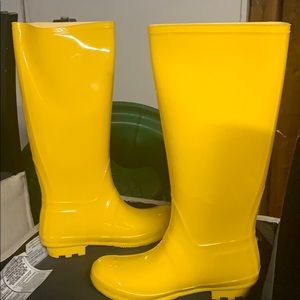 Rain boots
